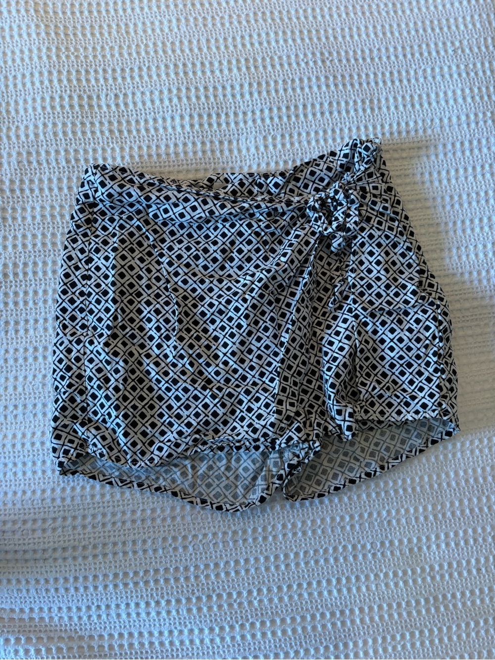 Urban Outfitters Black & White Geometric Wrap-Front Skort